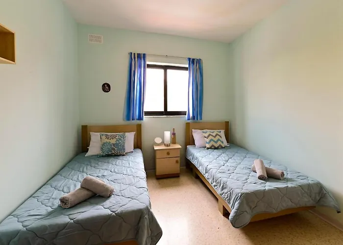 Marsascala Apartment *